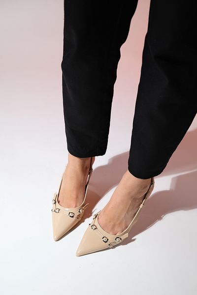 LuviShoes Pantofi cu toc înalt pentru femei FAROE din piele lacuită bej