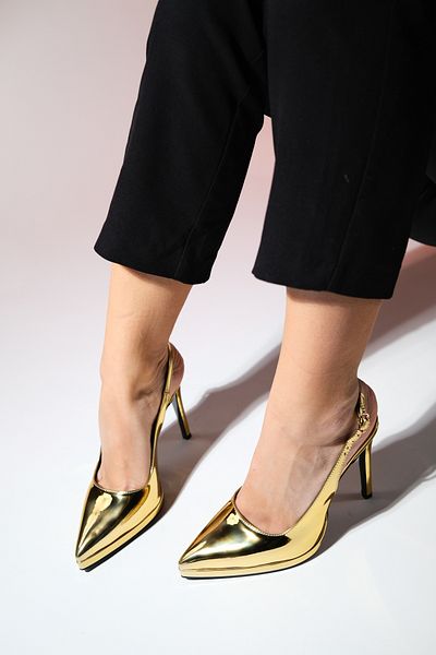 LuviShoes SANTA Gold Mirror Damen-Schuhe mit spitzer Zehenpartie und Plateauabsatz