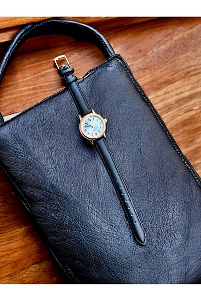 pullmarkt Elegant - Women's Wristwatch with strap