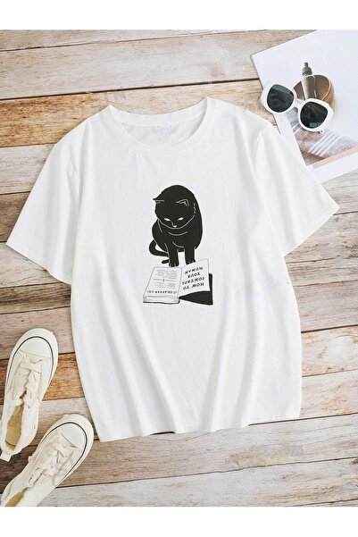over head oh Žena čita belu knjigu mačka Štampano Ogroman T-shirt
