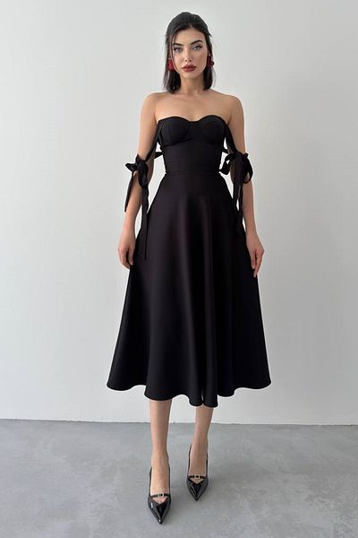 vuvutasarım Atlas Fabric Padded Midi Length Flared Cut Black Evening Dress with Tiers 166