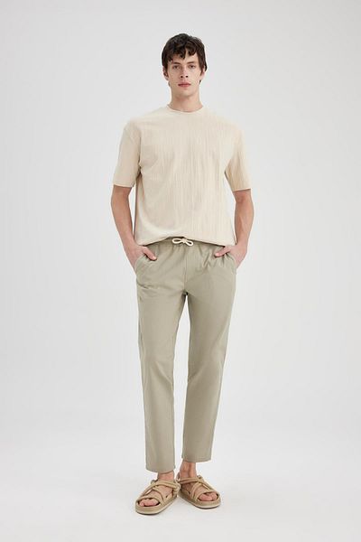 DeFacto Sommer-Jogginghose aus Baumwolle mit schmalem Bein, Schnürung und elastischen Taschen Z6475az24sp
