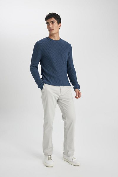 DeFacto Gabardine Chino – Canvas-Hose mit normaler Passform, Reißverschlusstasche, gerades Bein B2088ax24sp
