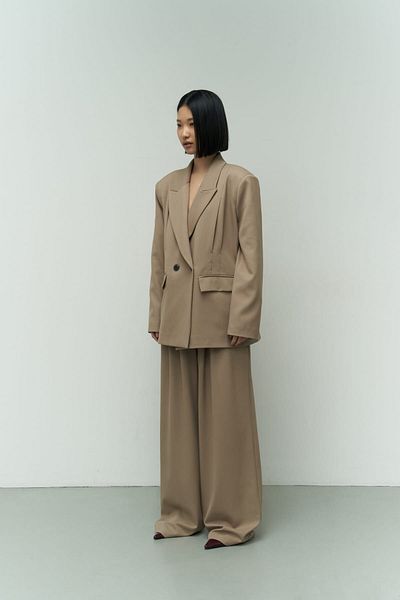 MAİ COLLECTİON Styl béžového saka Salvatore