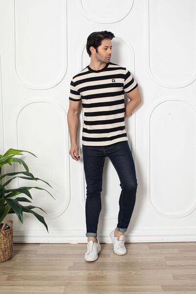 Ramior Men's Special Design Striped Embroidery Detailed T-Shirt