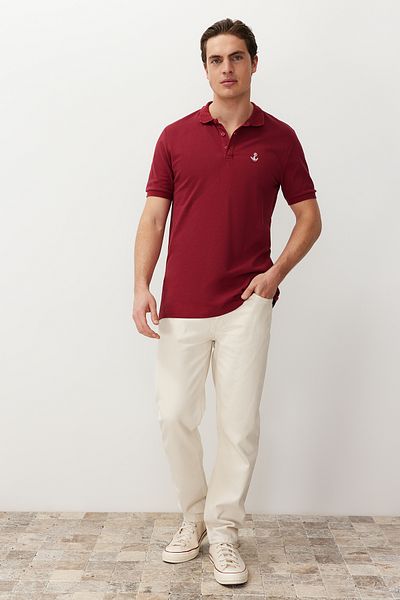 Trendyol Collection Tričko Claret Red Embroidered Polo Collar – 100% bavlna, pravidelný střih TMNSS23PO00031