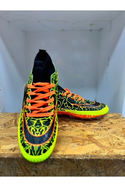 Lion Men's Crampon Shoes