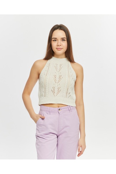 MODA NADO Delikli Ajurlu Kolsuz Yazlık Crop