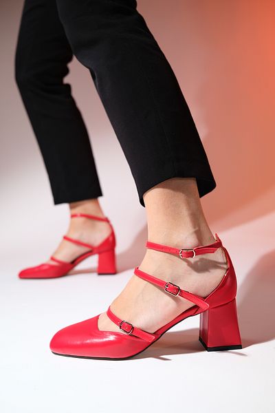 LuviShoes BEIN Red Skin Women's Thick Heeled Shoes