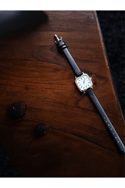 pullmarkt With Strap - Analog Wristwatch