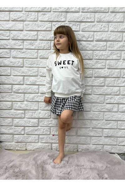 Neşe Erim Combinație de hanorac Sweet Soul și fustă cu imprimeu Houndstooth