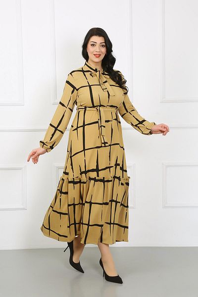 By Alba Collection Дамска рокля от плетен креп с дълъг ръкав, ликра и разкроена яка в кафяво