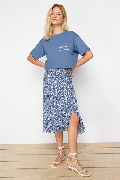 Trendyol Collection Indygo, 100% bawełna, z nadrukiem, z logo, luźny/wygodny krój, krótka koszulka z dzianiny z kieszeniami TWOSS24TS00176