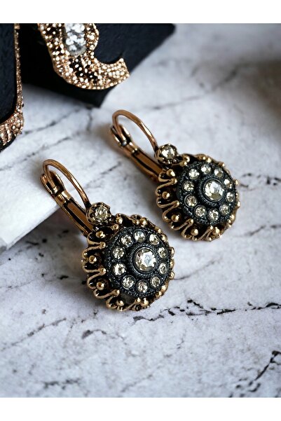 FAYRA ACCESSORIES أقراط مرصعة بالألماس من حجر الزركون