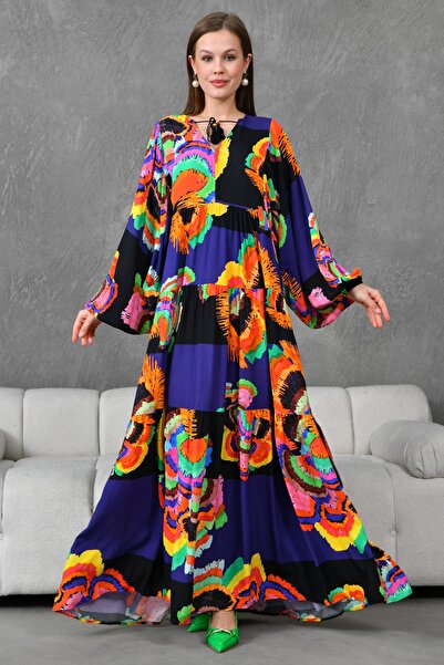 lovebox فستان صيفي أزرق طويل بأكمام طويلة ورقبة على شكل حرف V ومزين بالدانتيل...