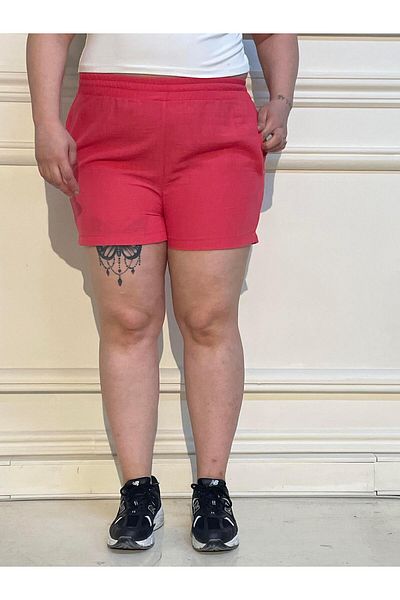 DISENTIS MODEST Plus Size Pomegranate Flower Shorts with Elastic Waist and Side Pockets