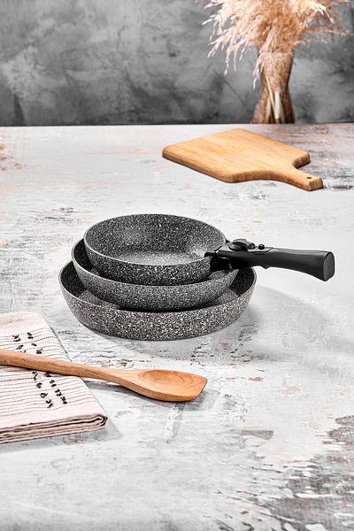 Taç Easy Connect 3-Piece Plug-in Handle Pan Set / Ergonomic Plug-in Handle