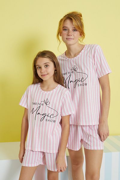 Siyah İnci pink and white striped multicolor Knitted Shorts Set