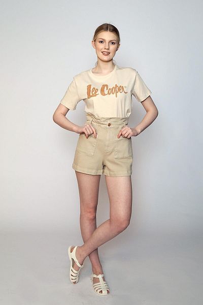 Lee Cooper Μπεζ γυναικείο υφαντό σορτς Lilyas Model
