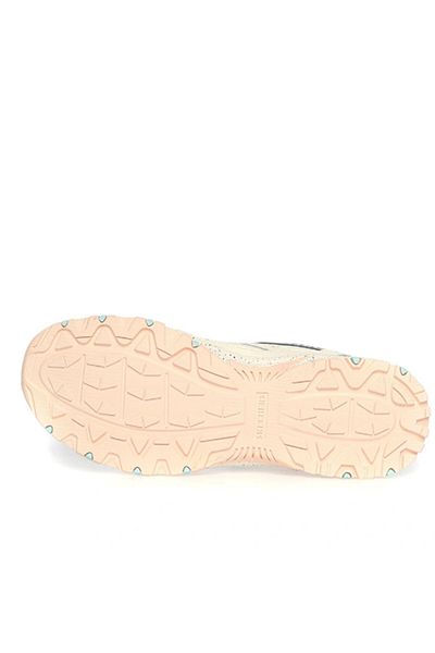 SKECHERS Hillcrest - Vast Adventure Cream