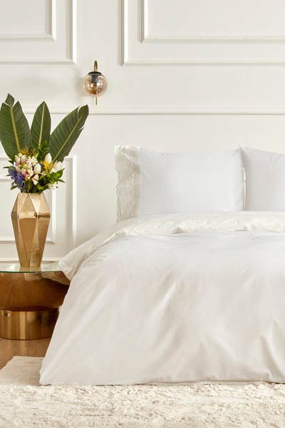 Karaca Home Acadia Percale Çift Kişilik Nevresim Takımı Dantelli Beyaz