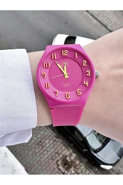 Q&Q  Women's Waterproof Plastic Cord Wristwatch