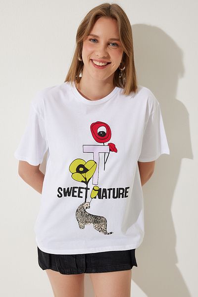 Happiness İstanbul Weißes bedrucktes Oversize-Strick-T-Shirt für Damen WO00039