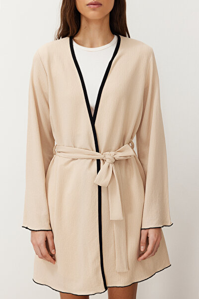 Trendyol Collection Μπεζ Ζώνη Baby Overlock Λεπτομερής πλεκτό φόρεμα THMSS24SB00012