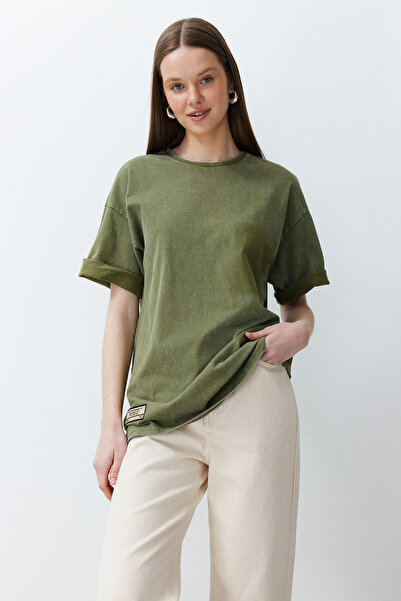 Trendyol Collection Khaki Thick Cotton Label Detail Distressed/Faded Effect Oversize Cut Knitted T-Shirt Twoss24Ts00033