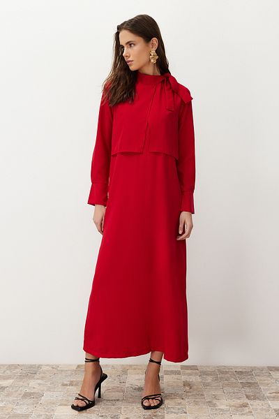 Trendyol Modest Burgunderrotes gewebtes Kleid mit Bindedetail - TCTSS23EB00283