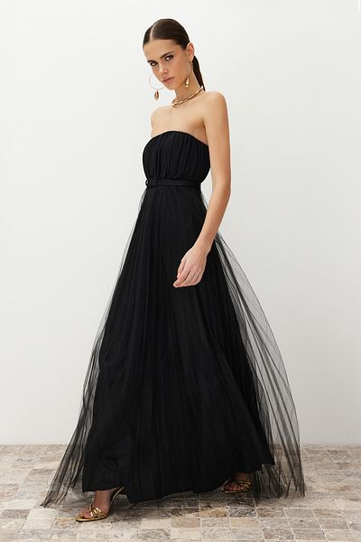 Trendyol Collection Μακρύ βραδινό φόρεμα από μακρύ τούλι με λεπτομέρειες - TPRSS24AE00090