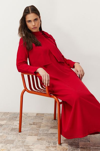 Trendyol Modest Burgunderrotes gewebtes Kleid mit Bindedetail - TCTSS23EB00283