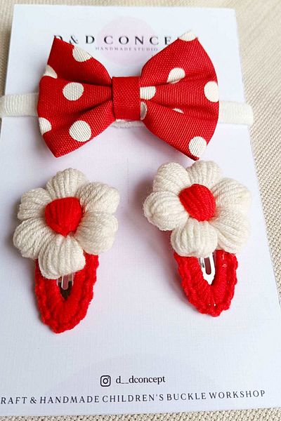 D&D CONCEPT baby girl's red polka dot hair bandana / daisy buckle set with snap fastener