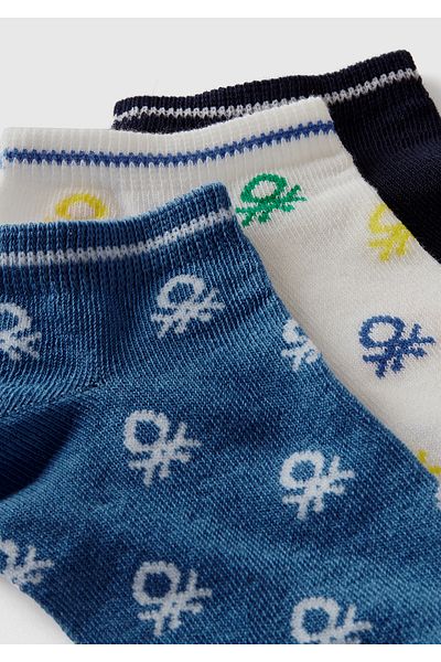 United Colors of Benetton Комплект къси чорапи от 3 многоцветни с лого в синьо и микс цветове за момчета