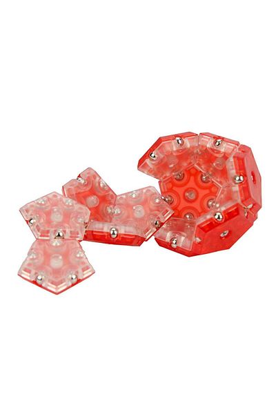 Smile Games 12 Piece Red Magnetic Puzzle