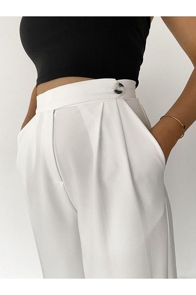 Eke Tekstil Women's White Button Detailed Woven Fabric Pleated Palazzo Trousers