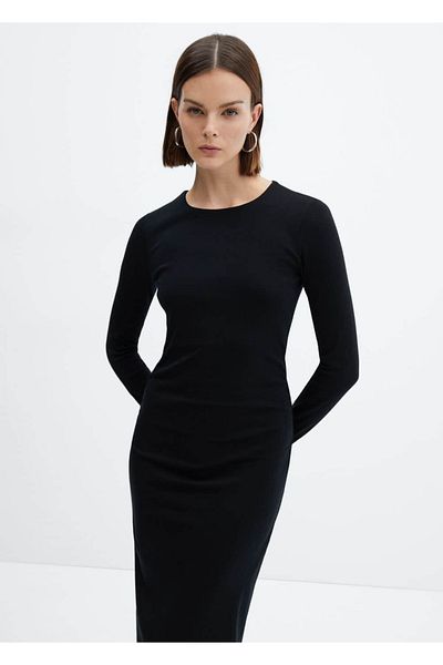 MANGO Woman Detailní šaty na straně