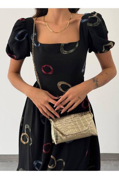 Sachistanbul Back Low-Cut Dress with Embroidery Detail