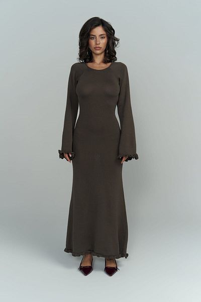 BOHEMAİ Braunes Strickkleid mit tiefem Ausschnitt von Angela Back