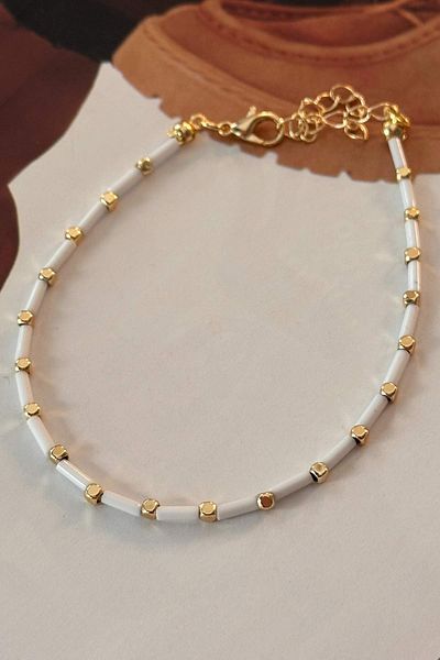 Trendy Butik White Stick Model Anklet