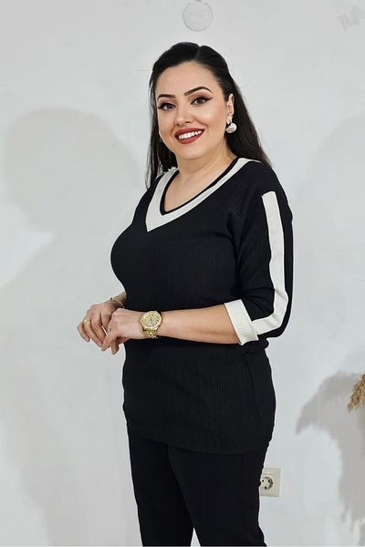sinemisxxl Lycra twill fabric V-neck black blouse