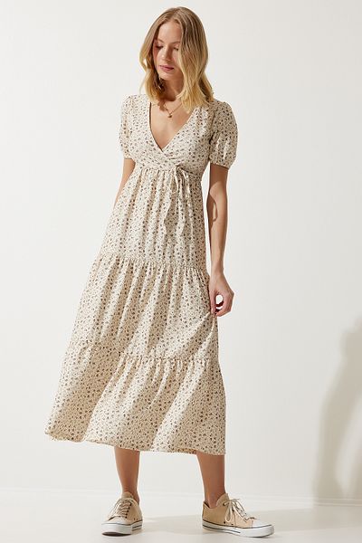 Happiness İstanbul Gemustertes Sommer-Strickkleid für Damen in Creme mit Wickelkragen UB00267