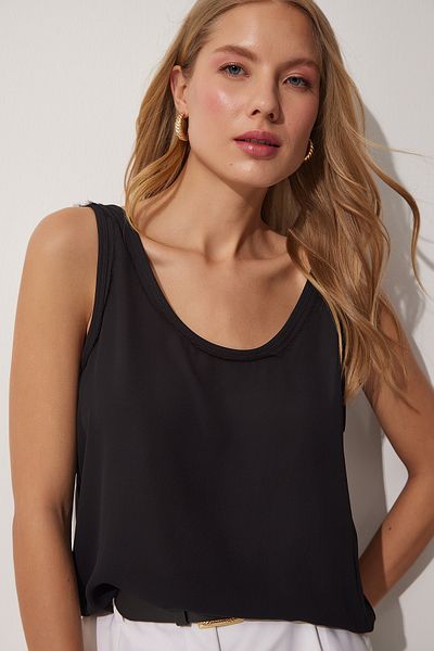 Happiness İstanbul Women's Black U-Neck Loose Crepe Blouse RC00148