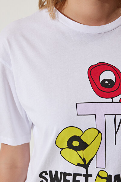 Happiness İstanbul Dámské bílé oversize pletené tričko s potiskem WO00039
