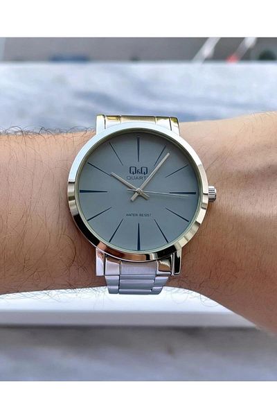 Q&Q Men's Metal Band Wristwatch