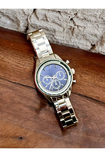 pullmarkt Women's Wristwatch - Stylish and Functional Design