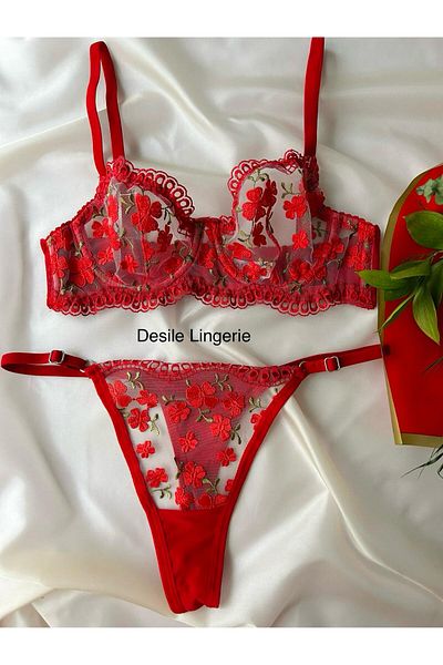 DESİLE YONCA MODEL BALENED RED BRODE BRA SET