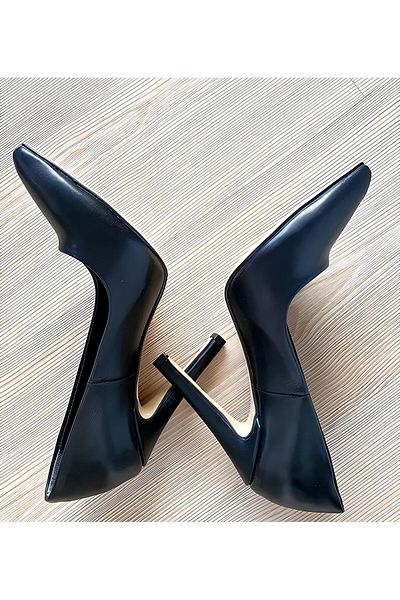 Pine Cone Black Classic Stiletto Heeled Shoes