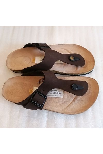 Butik Tülin شبشب من الجلد الطبيعي بإبزيم بلون بني نوبوك للجنسين - نعل من الفلين إيفا، فليب فلوب