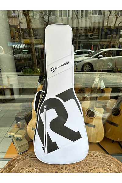 PENA MÜZİK Real Mıssıon White Classic Guitar Case